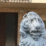 Con Parcheggio E Giardino Appartamento