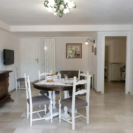 Con Parcheggio E Giardino * Assisi