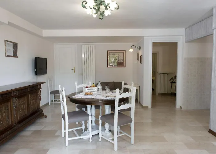 Con Parcheggio E Giardino * Assisi